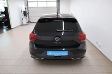 VW Polo Highline TSI OPF in schwarz - metallic-perleffektno
