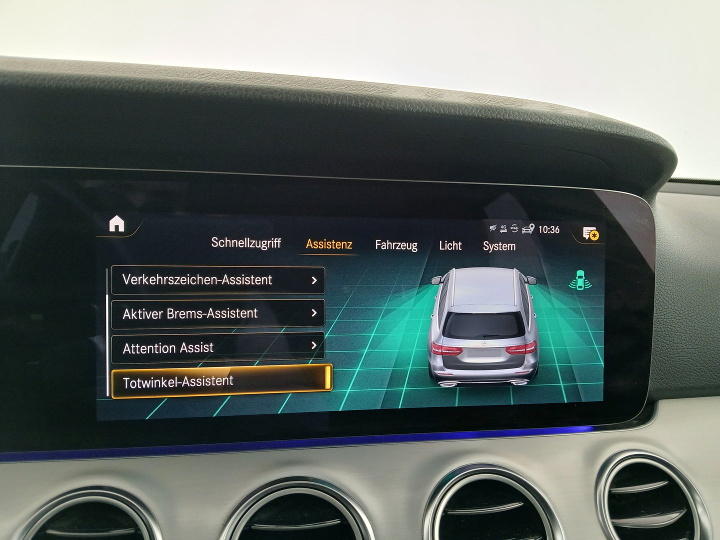 Mercedes E 300 de PHEV 4Matic Aut. | Bild 22 von 34