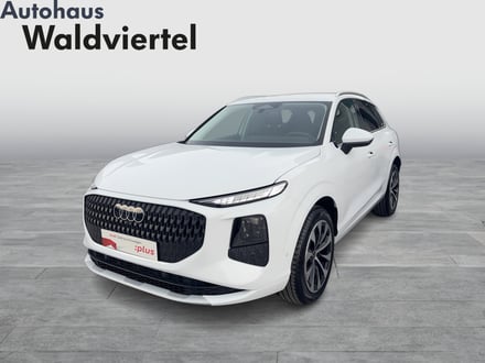 Audi Q3 TFSI 110 kW  intense