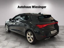 SEAT Leon FR Edition 1.5 TSI 115 PS in Fjord-Blau