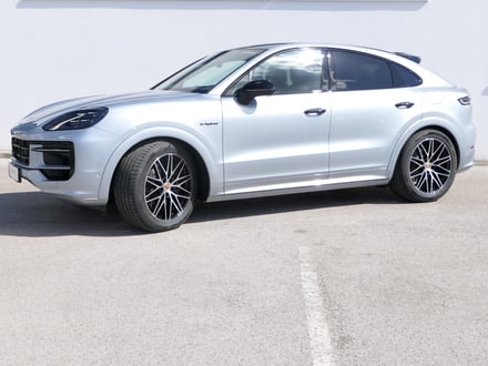 Porsche Cayenne E-Hybrid Coupé Black Edition
