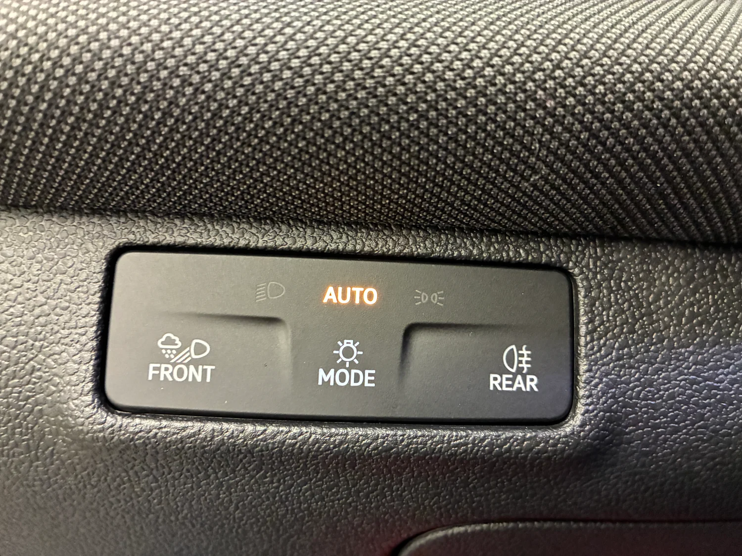 Bild eines VW T-Roc Life eTSI DSG