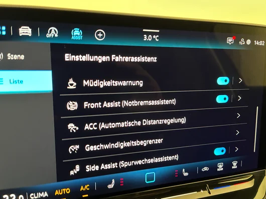 Bild eines VW T-Roc Life eTSI DSG