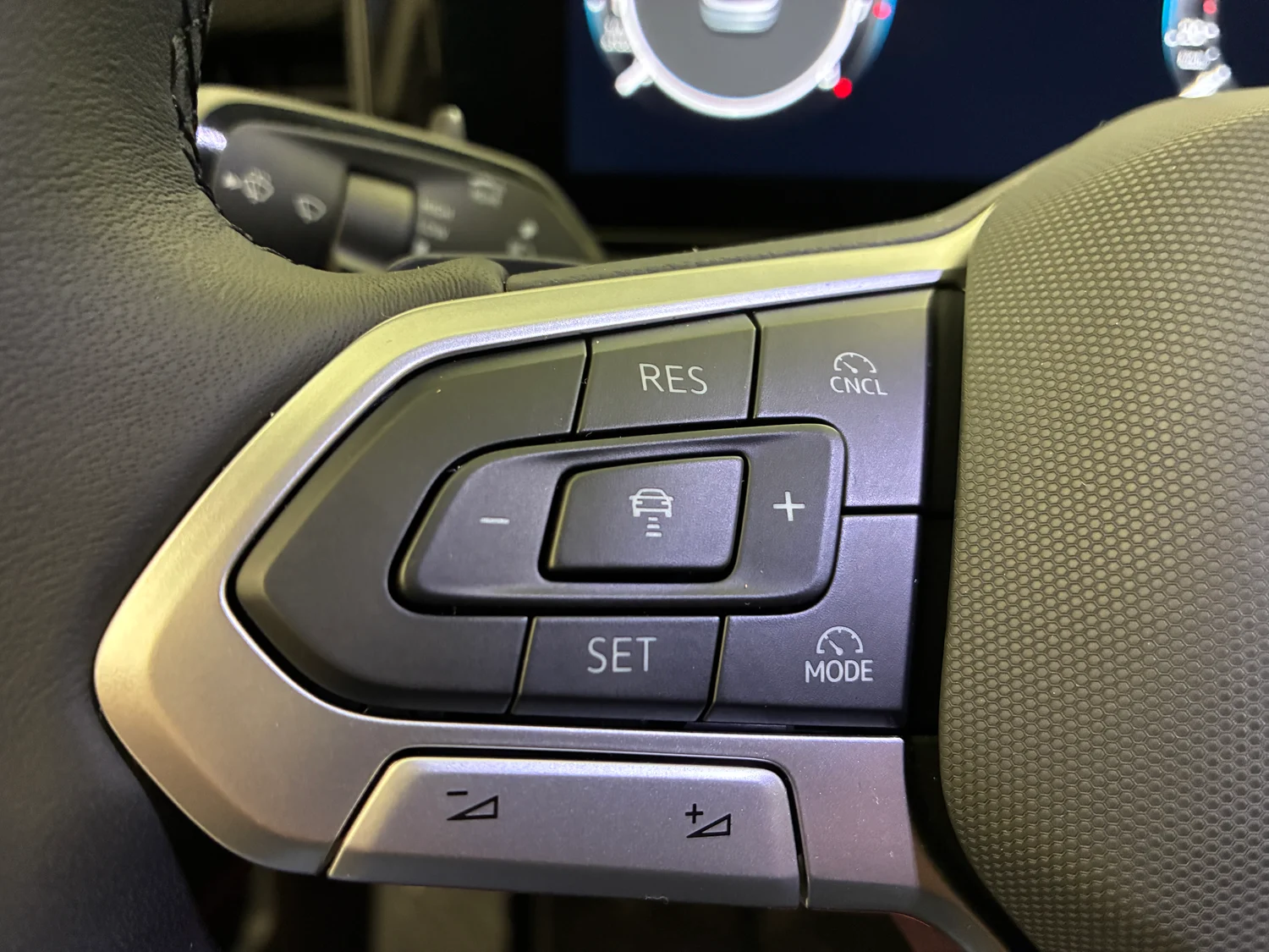 Bild eines VW T-Roc Life eTSI DSG