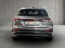 Audi Q4 e-tron 40 e-tron in Taifungrau metallic