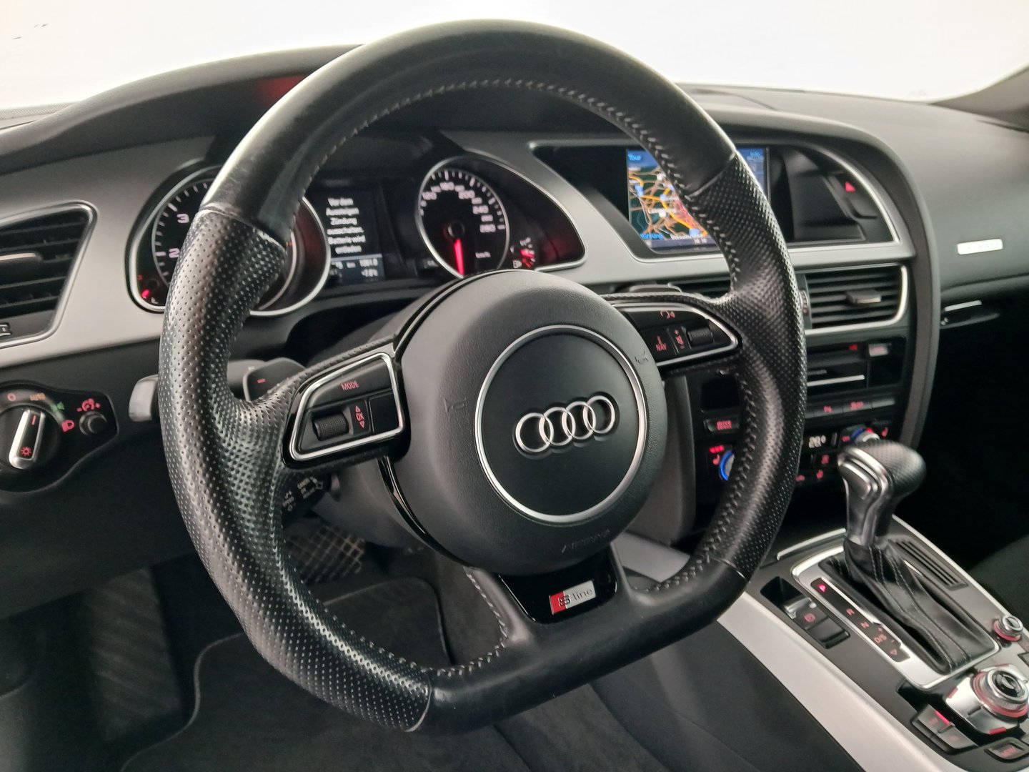 Audi A5 Sportback 2.0 TDI Sport quattro | Bild 16 von 31