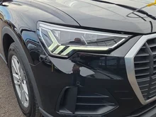 Audi Q3 35 TDI quattro in Mythosschwarz Metallic
