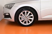 Thumbnail-Foto von Fahrzeug