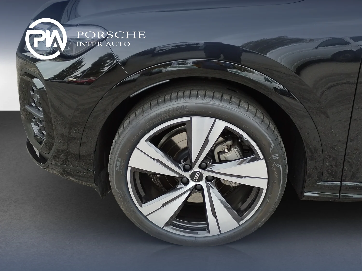 Bild eines Audi Q5 SUV TDI quattro 150 kW