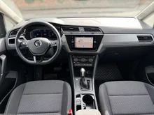 VW Touran Comfortline TSI DSG in Uranograu