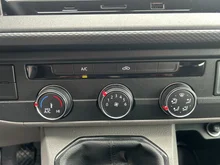 VW Transporter Doka-Pritsche TDI in Candyweiß