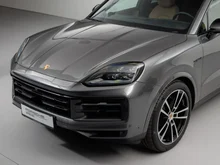 Porsche Cayenne E-Hybrid Coupé in QUARZITGRAUMETALLIC