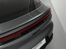 Porsche Cayenne E-Hybrid Coupé in QUARZITGRAUMETALLIC
