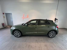 Audi A1 Sportback 25 TFSI intense in Distriktgrün Metallic