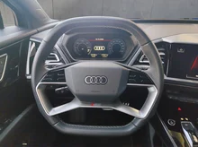 Audi Q4 e-tron 45 e-tron quattro in Mythosschwarz metallic