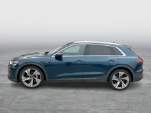Audi e-tron 55 quattro 300 kW Business in Galaxisblau met.