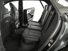 Audi Q8 e-hybrid quattro 360 kW in Daytonagrau Perleffekt