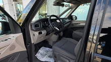 VW Multivan KR in 2T Deep Black Perleffekt