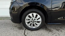 VW Multivan KR in 2T Deep Black Perleffekt