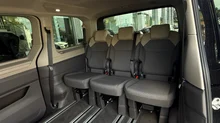 VW Multivan KR in 2T Deep Black Perleffekt