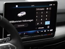 VW Golf Rabbit TSI in Anemonenblau Metallic