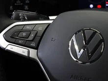 VW Golf Rabbit TSI in Anemonenblau Metallic