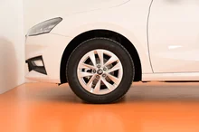 Thumbnail-Foto von Fahrzeug