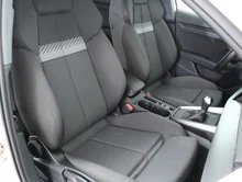 Audi A3 Sportback 30 TFSI intense in ibisweiß