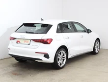 Audi A3 Sportback 30 TFSI intense in ibisweiß