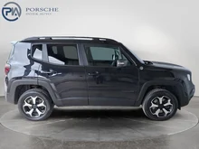 Thumbnail-Foto von Fahrzeug