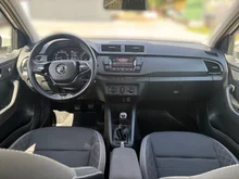 Thumbnail-Foto von Fahrzeug