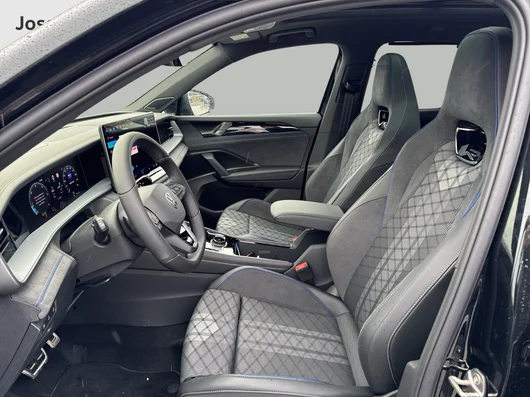 Bild eines Tayron Sport TDI DSG