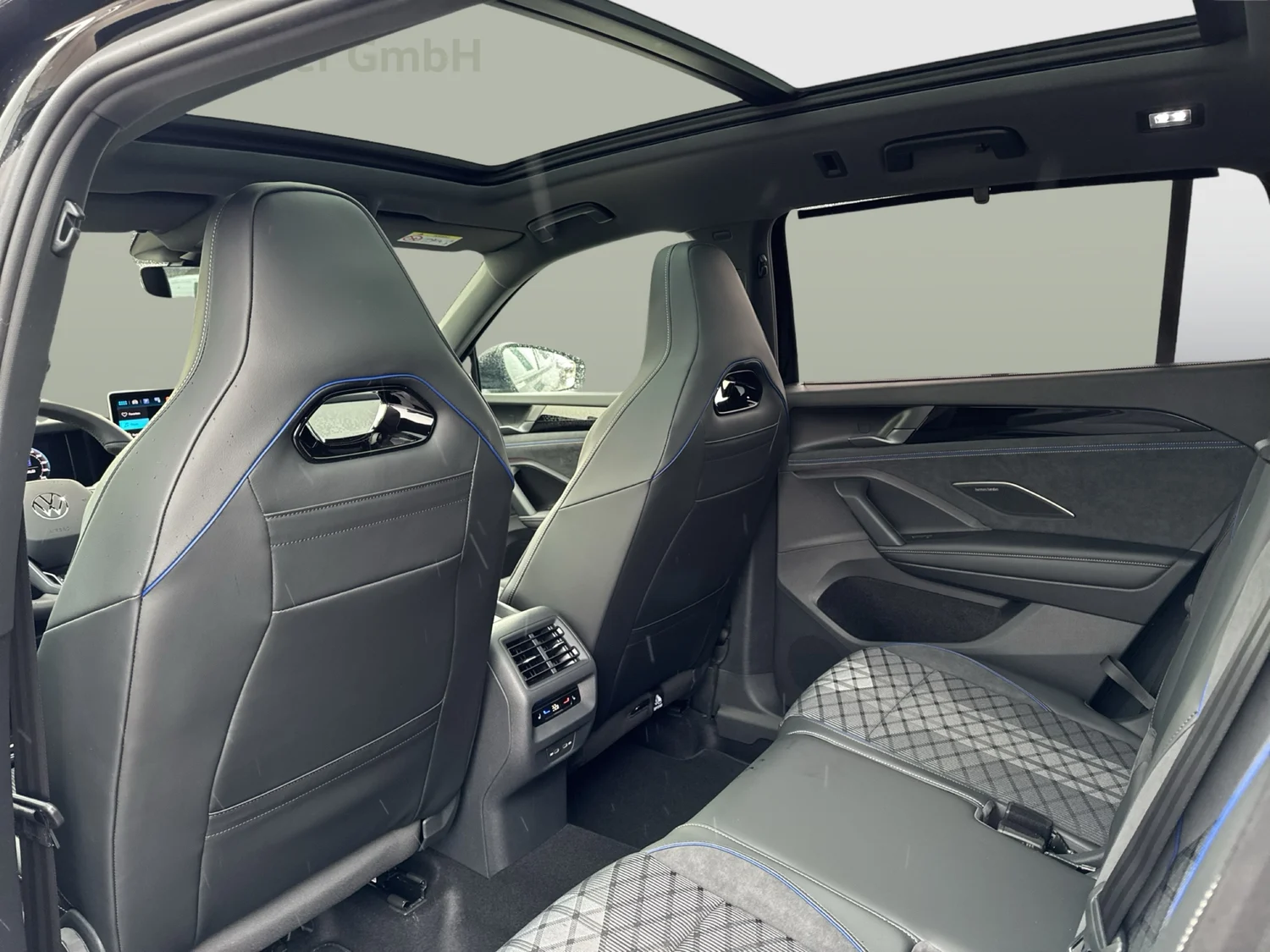 Bild eines Tayron Sport TDI DSG