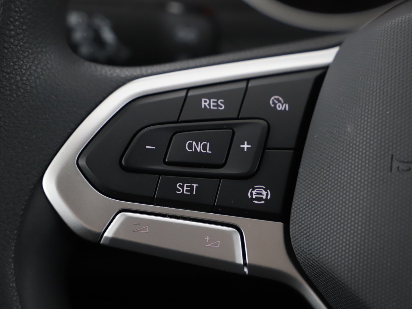 VW Passat Variant Business TDI DSG | Bild 17 von 30