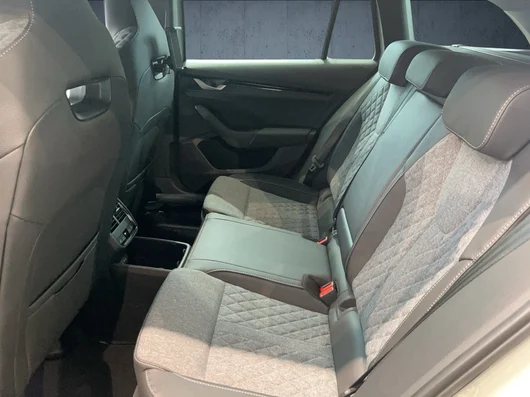 Bild eines Octavia Combi Sportline TSI mHEV DSG
