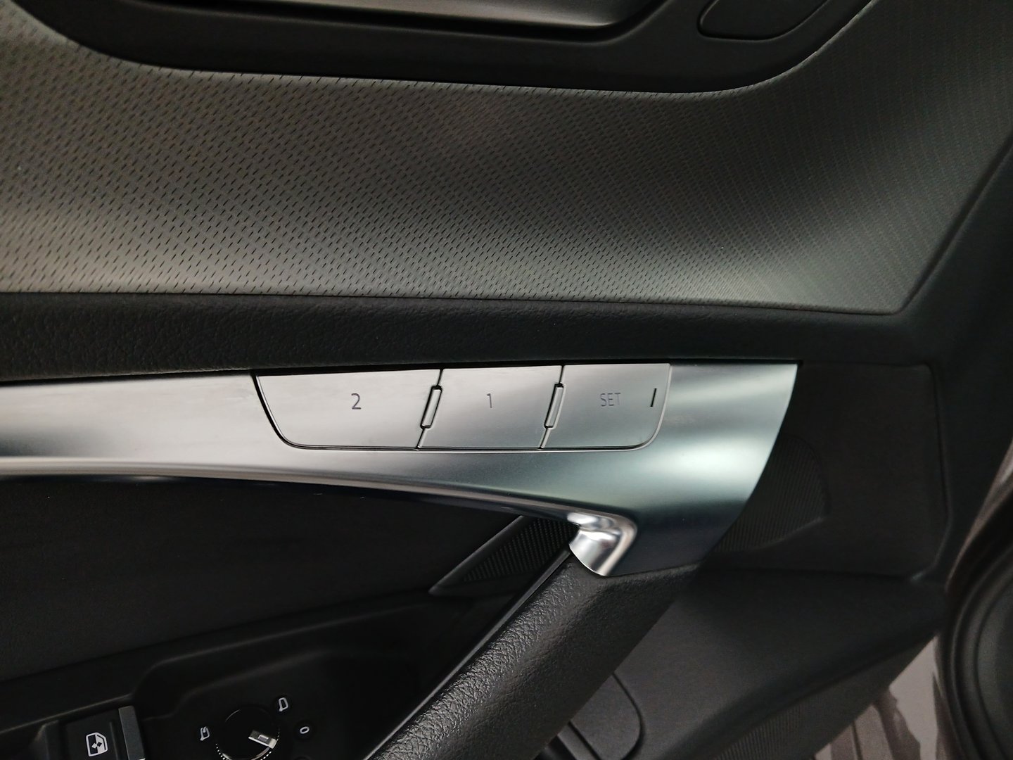 Audi A6 Avant 35 TDI Sport | Bild 12 von 35