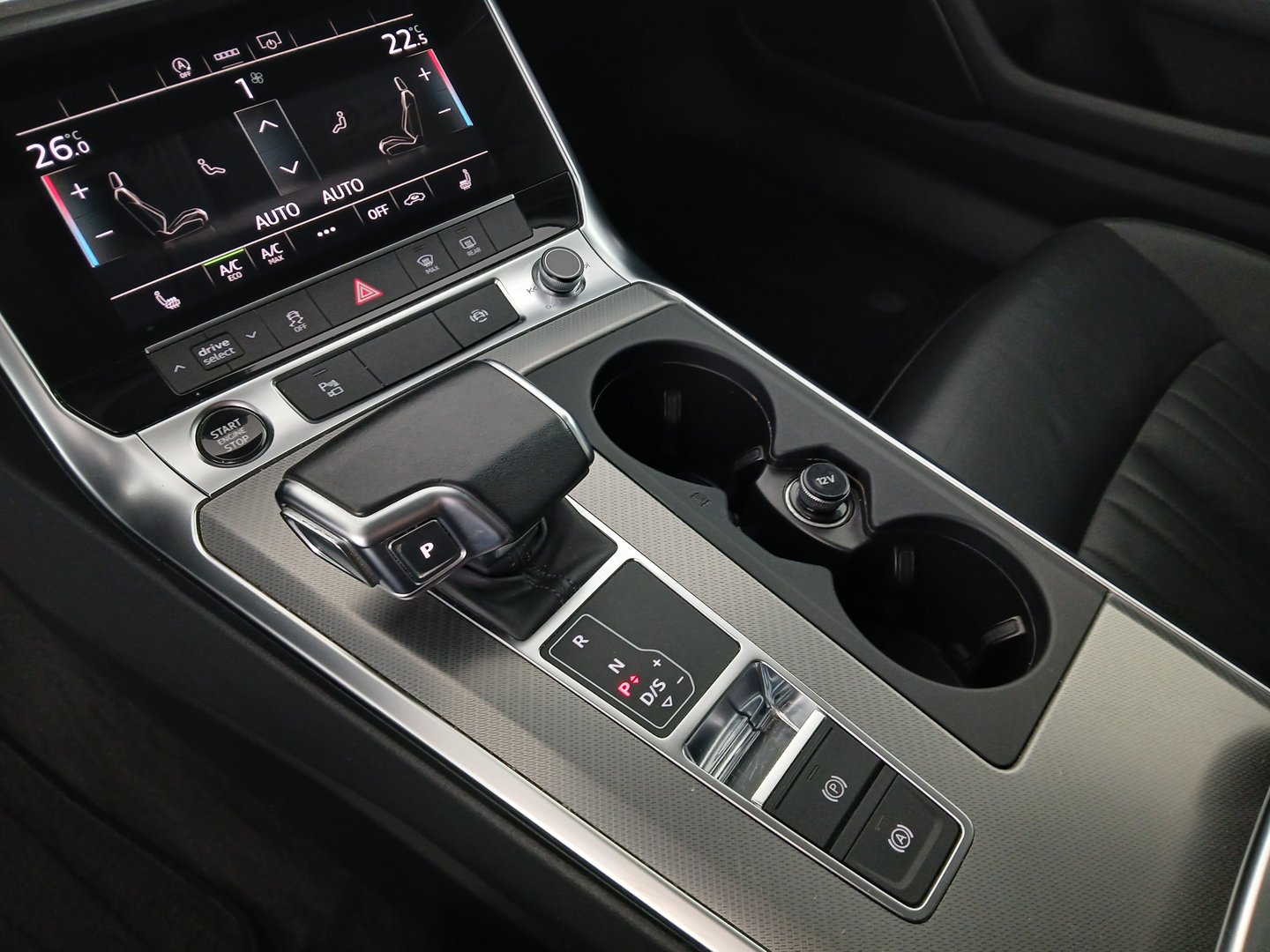 Audi A6 Avant 35 TDI Sport | Bild 28 von 35