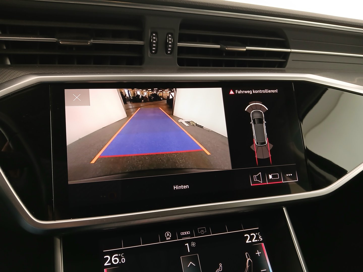 Audi A6 Avant 35 TDI Sport | Bild 24 von 35