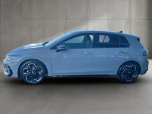 VW Golf Sport mHEV TSI DSG in Mondsteingrau Dach schwarz