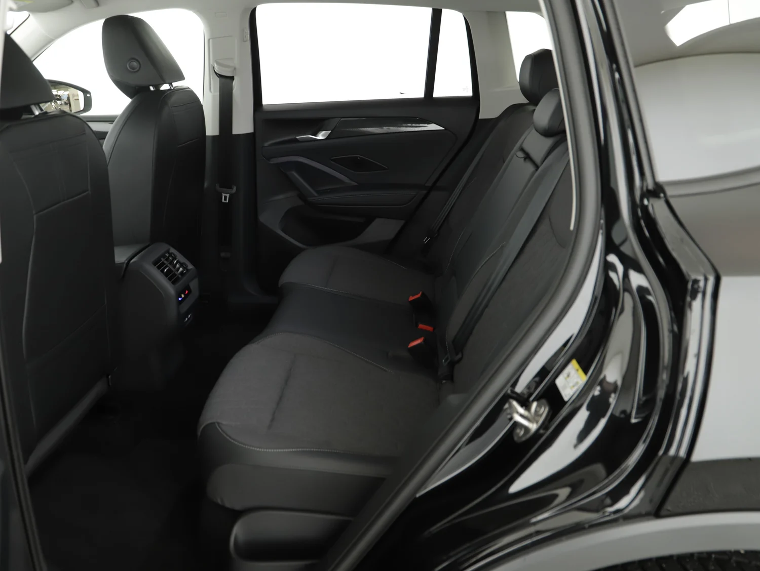 Bild eines VW Tiguan Friends TDI 4MOTION DSG