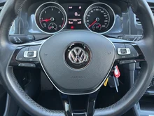 VW Golf Variant Comfortline TDI SCR in Pure White