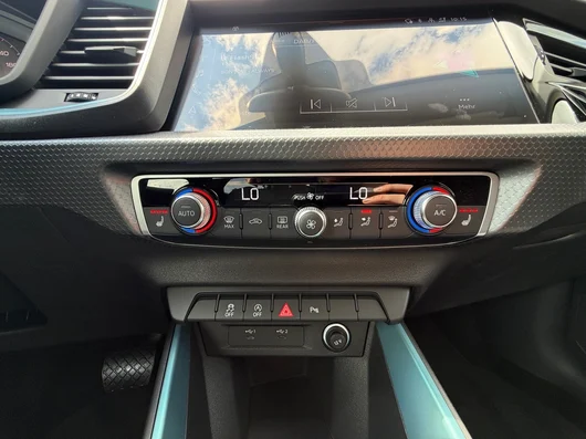 Bild eines A1 allstreet 30 TFSI intense