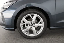 Thumbnail-Foto von Fahrzeug