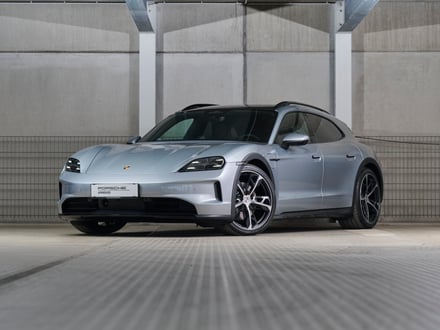 Porsche Taycan 4 Cross Turismo