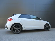 Audi A1 Sportback 25 TFSI S line in 2Y Gletscherweiß Metallic