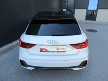 Audi A1 Sportback 25 TFSI S line in 2Y Gletscherweiß Metallic