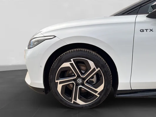 Bild eines VW ID.7 Tourer GTX 4MOTION 250 kW Business