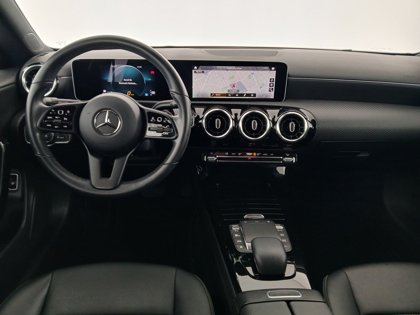 Mercedes CLA 180 d Shooting Brake | Bild 14 von 29