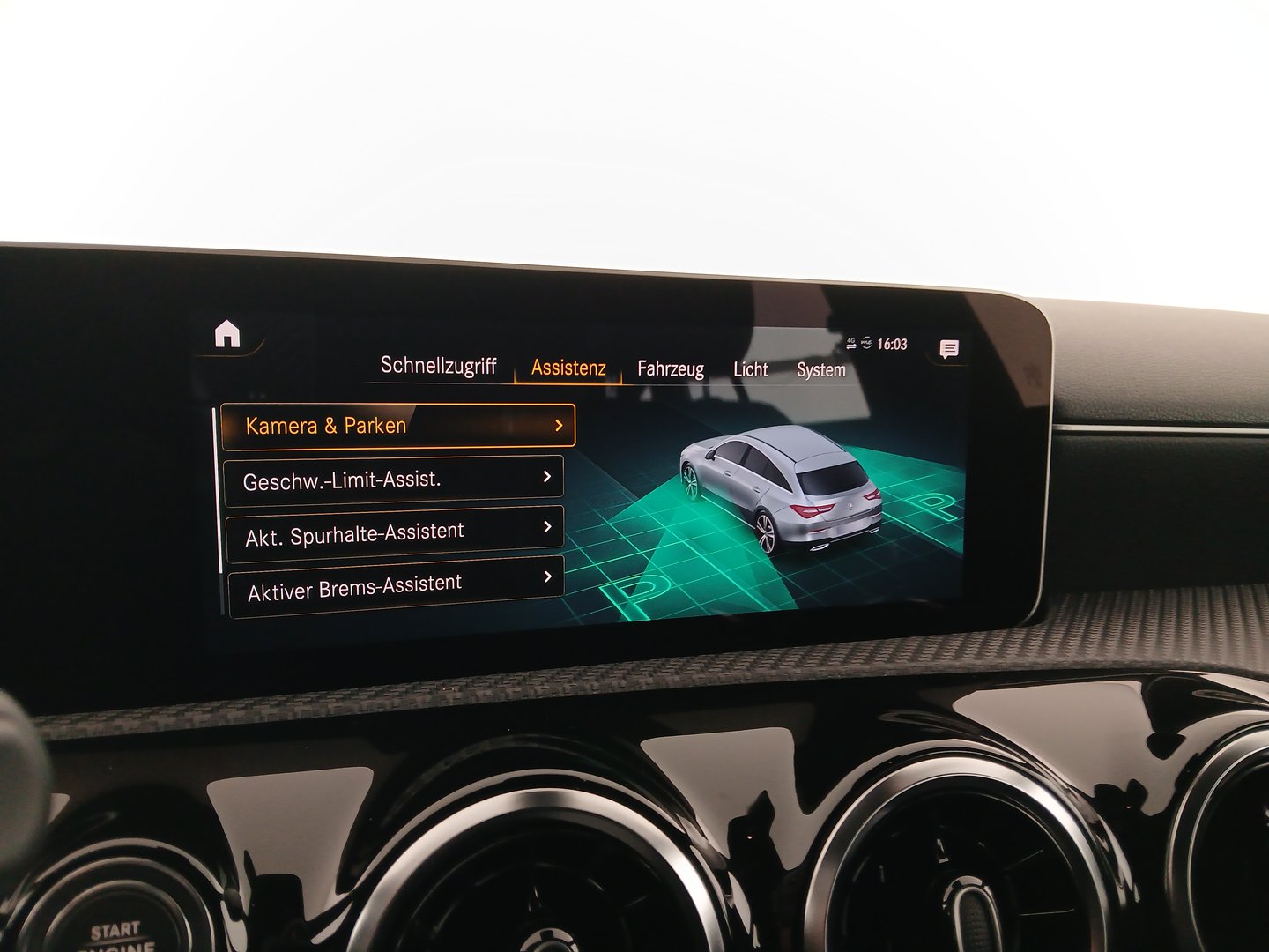 Mercedes CLA 180 d Shooting Brake | Bild 18 von 29