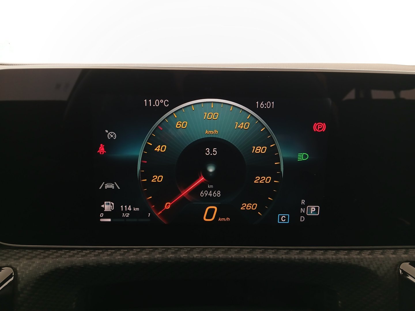 Mercedes CLA 180 d Shooting Brake | Bild 15 von 29